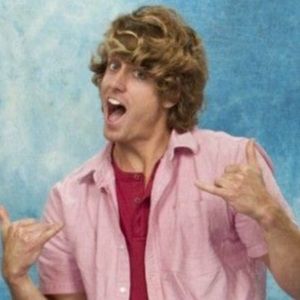 Meet your Posher, Skylar